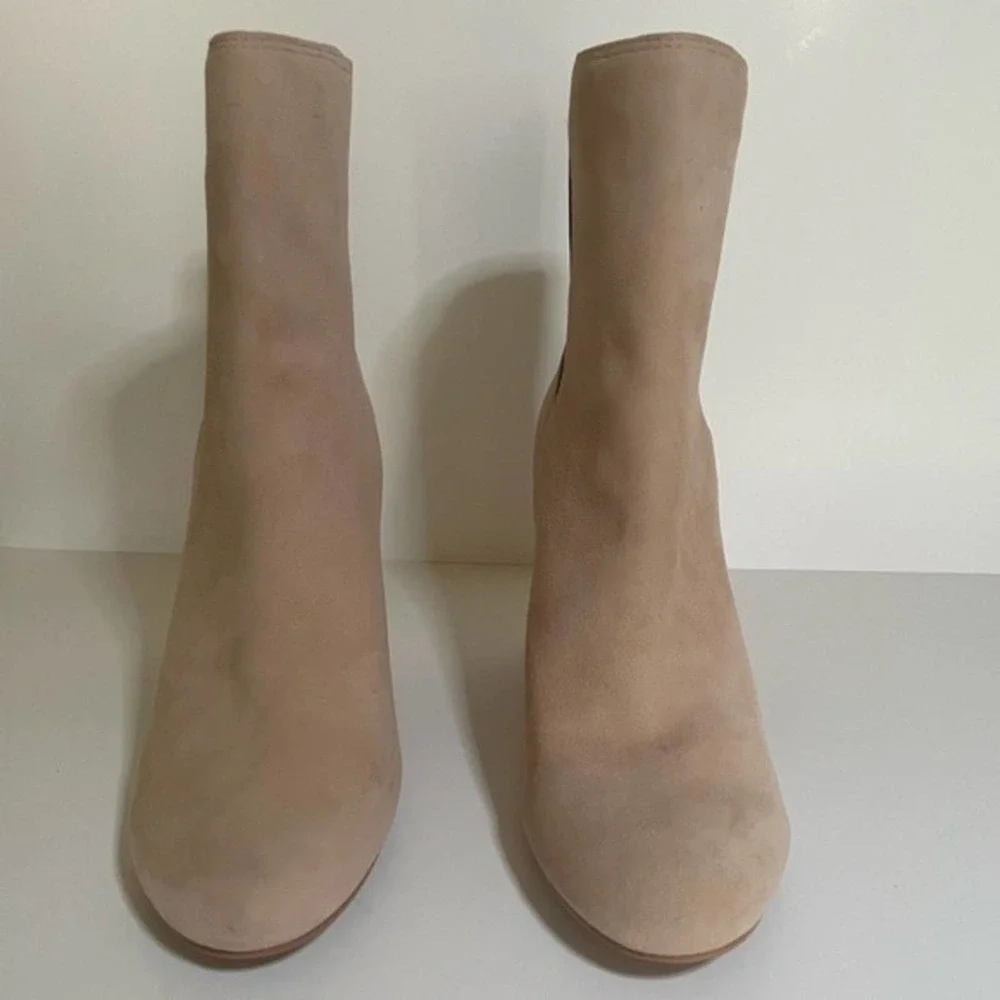 Dolce Vita Women's Ramona Boot, blush suede,‎ size 9